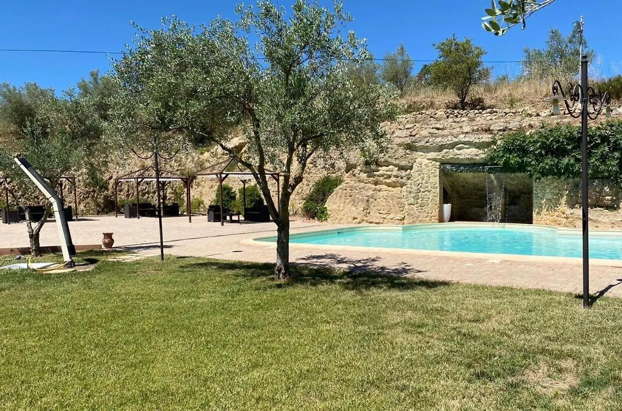 Agriturismo Baglio Pollicarini 페르구사 팜스테이