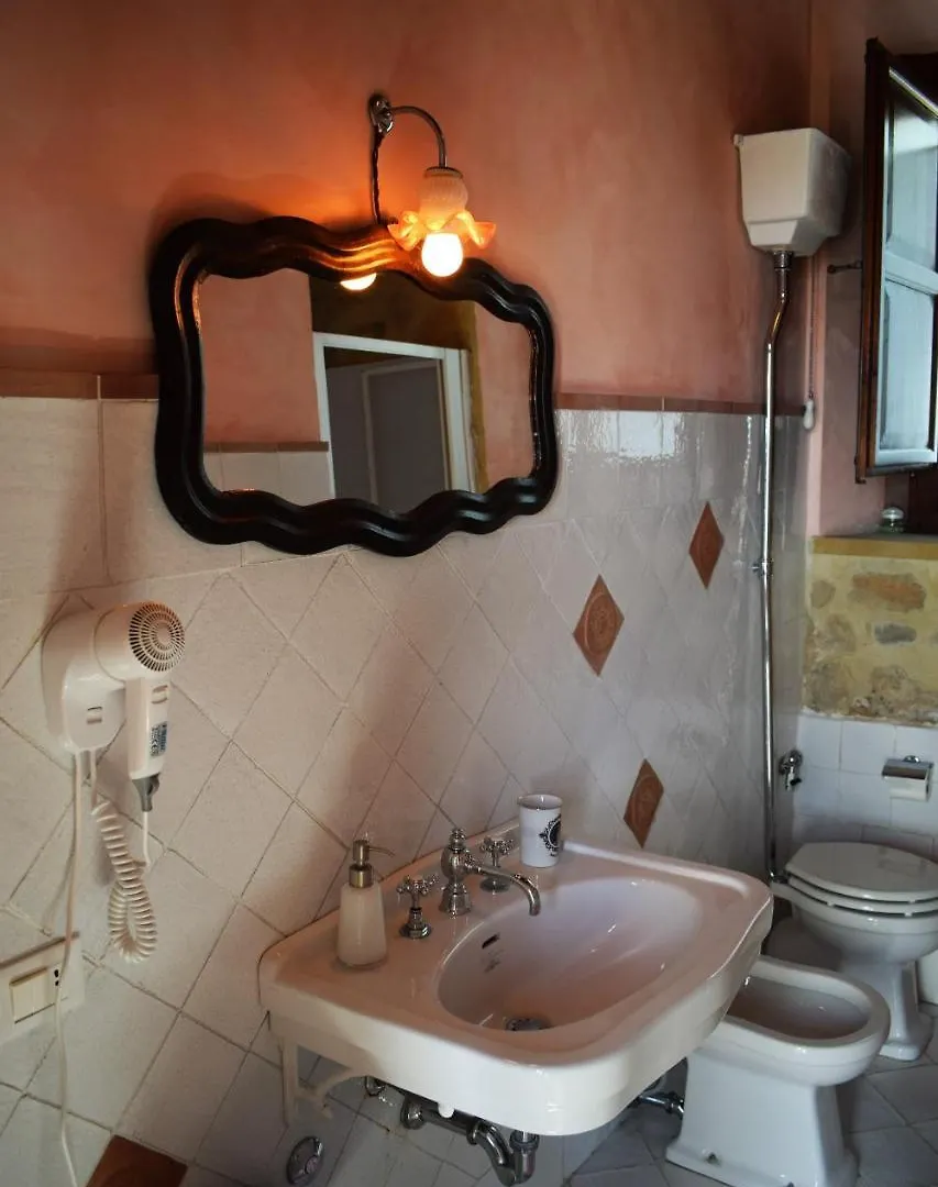 Agriturismo Baglio Pollicarini 페르구사 0*,
