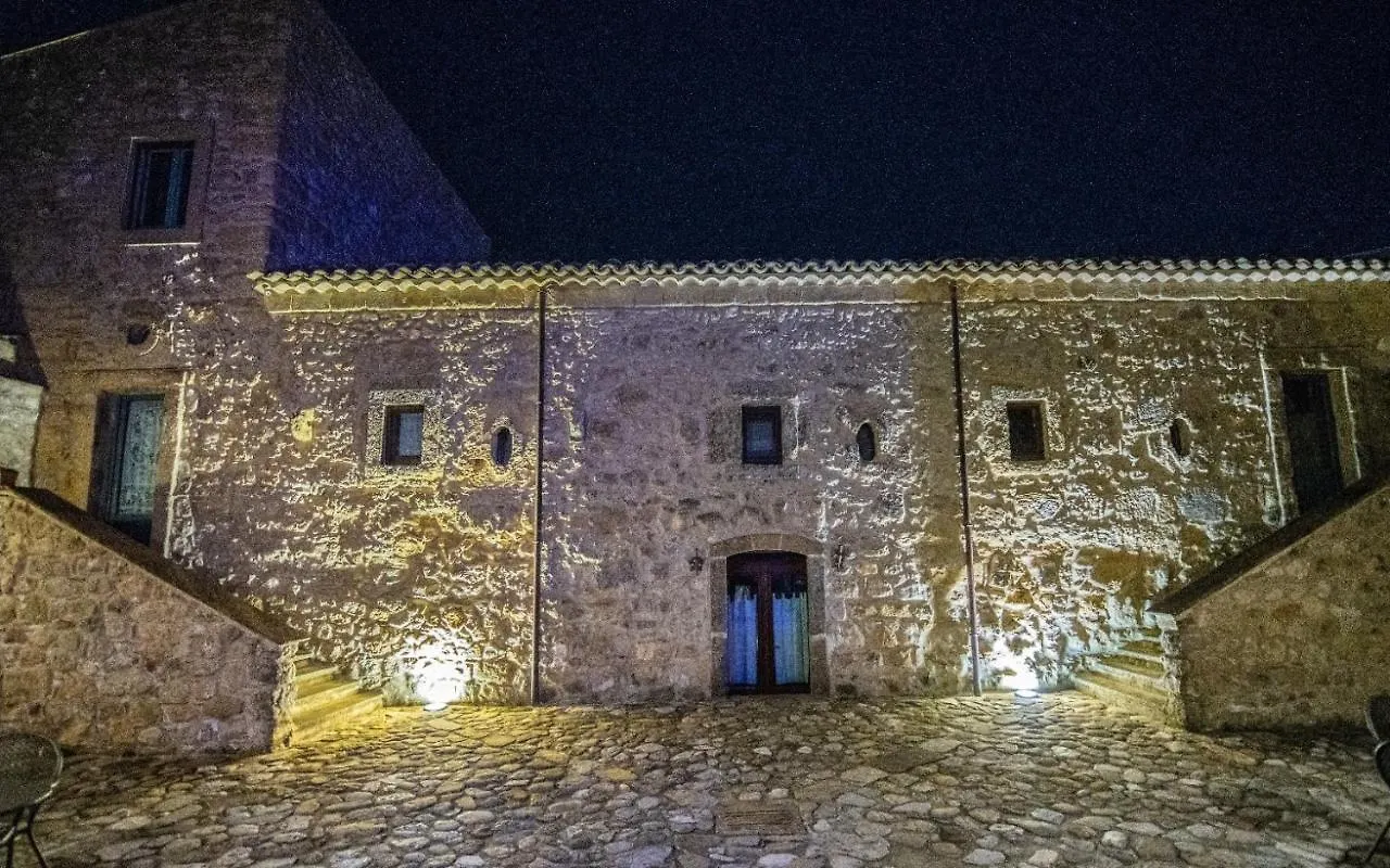 Villa Agriturismo Baglio Pollicarini Pergusa Bauernhof